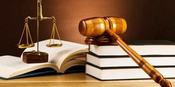 Giúp văn phòng luật sư tìm chứng cứ